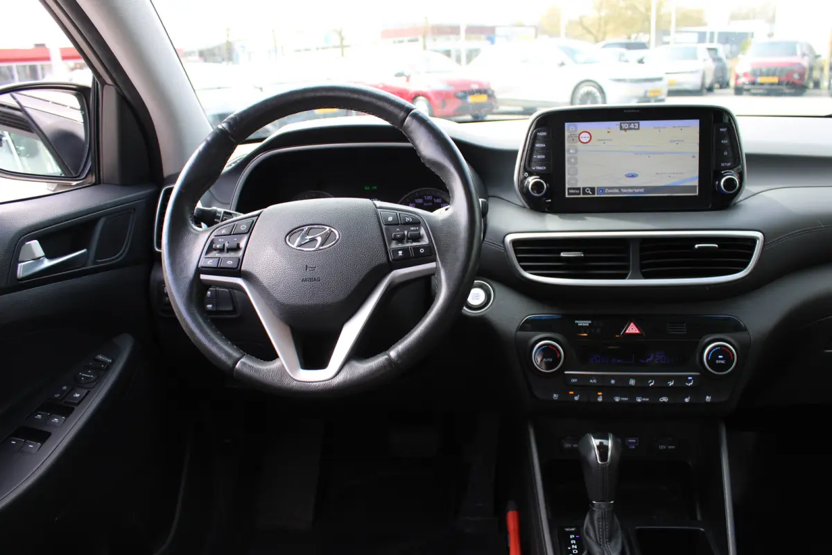 1.6 T-GDI Premium | Automaat | Stoelverwarming voor+achter | Adaptieve Cruise Control | Electrisch verstelbare bestuurderstoel | Trekhaak | Navigatie | | Achterbank in delen neerklapbaar | A
