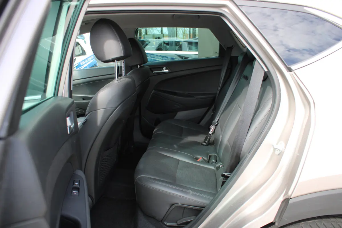 1.6 T-GDI Premium | Automaat | Stoelverwarming voor+achter | Adaptieve Cruise Control | Electrisch verstelbare bestuurderstoel | Trekhaak | Navigatie | | Achterbank in delen neerklapbaar | A