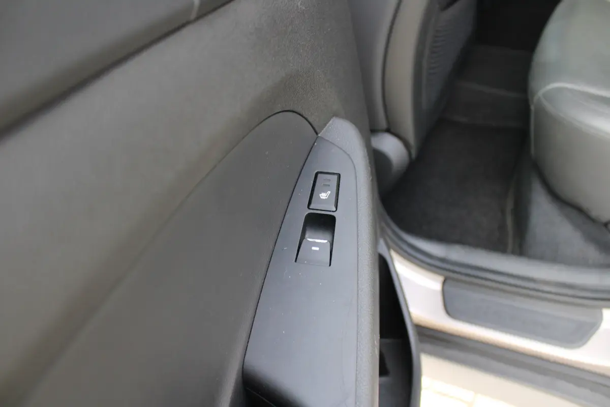 1.6 T-GDI Premium | Automaat | Stoelverwarming voor+achter | Adaptieve Cruise Control | Electrisch verstelbare bestuurderstoel | Trekhaak | Navigatie | | Achterbank in delen neerklapbaar | A