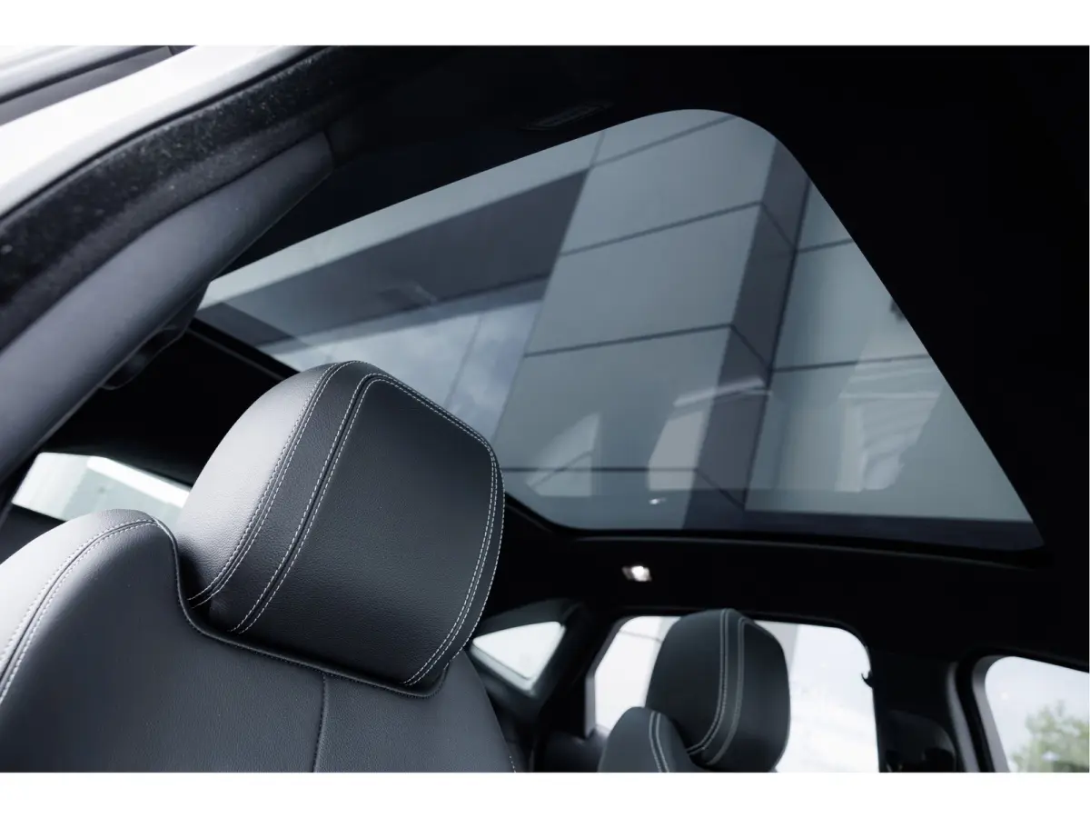 P250 AWD R-Dynamic S | Panoramadak | Elektr achterklep | Black Pack | Verwarmbare voorstoelen |