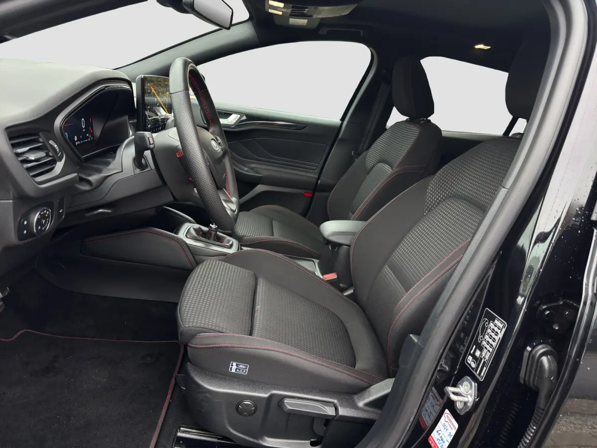 1.0 Hybrid ST Line X | Pano | Winter Pack | Adap. Cruise | Navigatie | Carplay