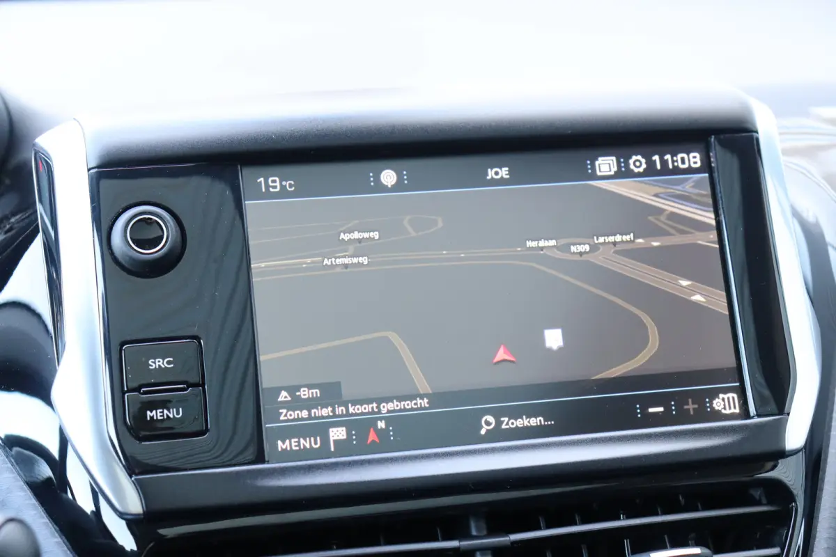 1.2 PURETECH 110PK ALLURE AUTOMAAT / NAVI / CLIMA / LED / PDC / 17" LMV / CAMERA / BLUETOOTH / CRUISECONTROL / 1E EIGENAAR / NIEUWSTAAT !!