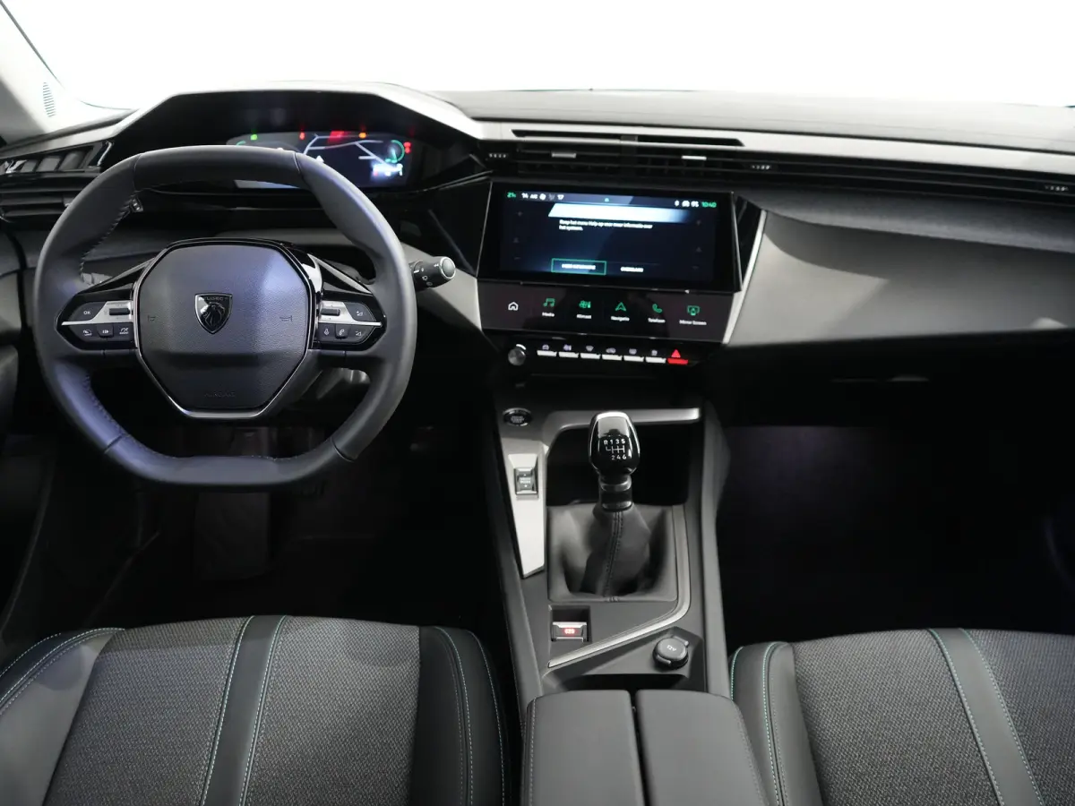 1.2 PureTech Allure | Achteruitrijcamera | Apple Carplay/Android Auto|telefoonintegratie premium | Cruise control adaptief