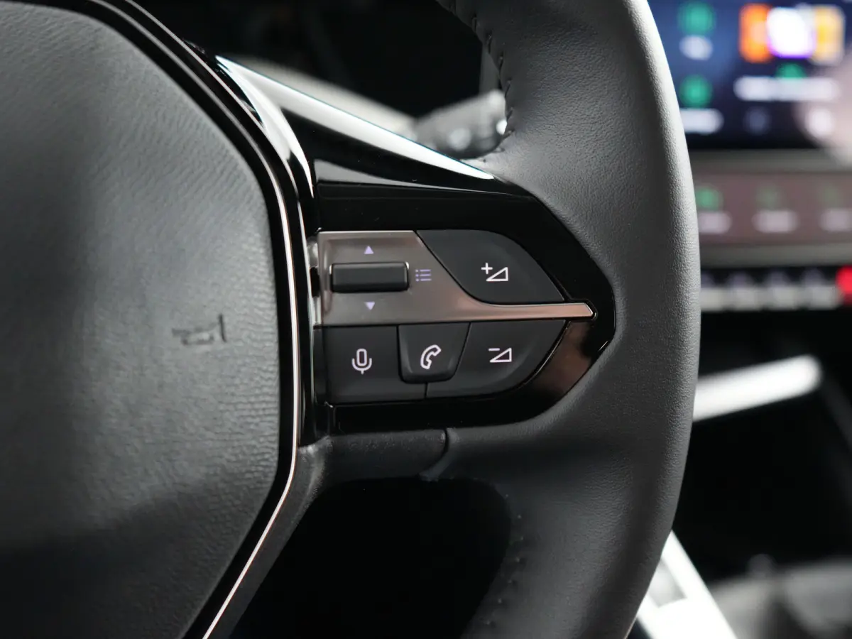 1.2 PureTech Allure | Achteruitrijcamera | Apple Carplay/Android Auto|telefoonintegratie premium | Cruise control adaptief