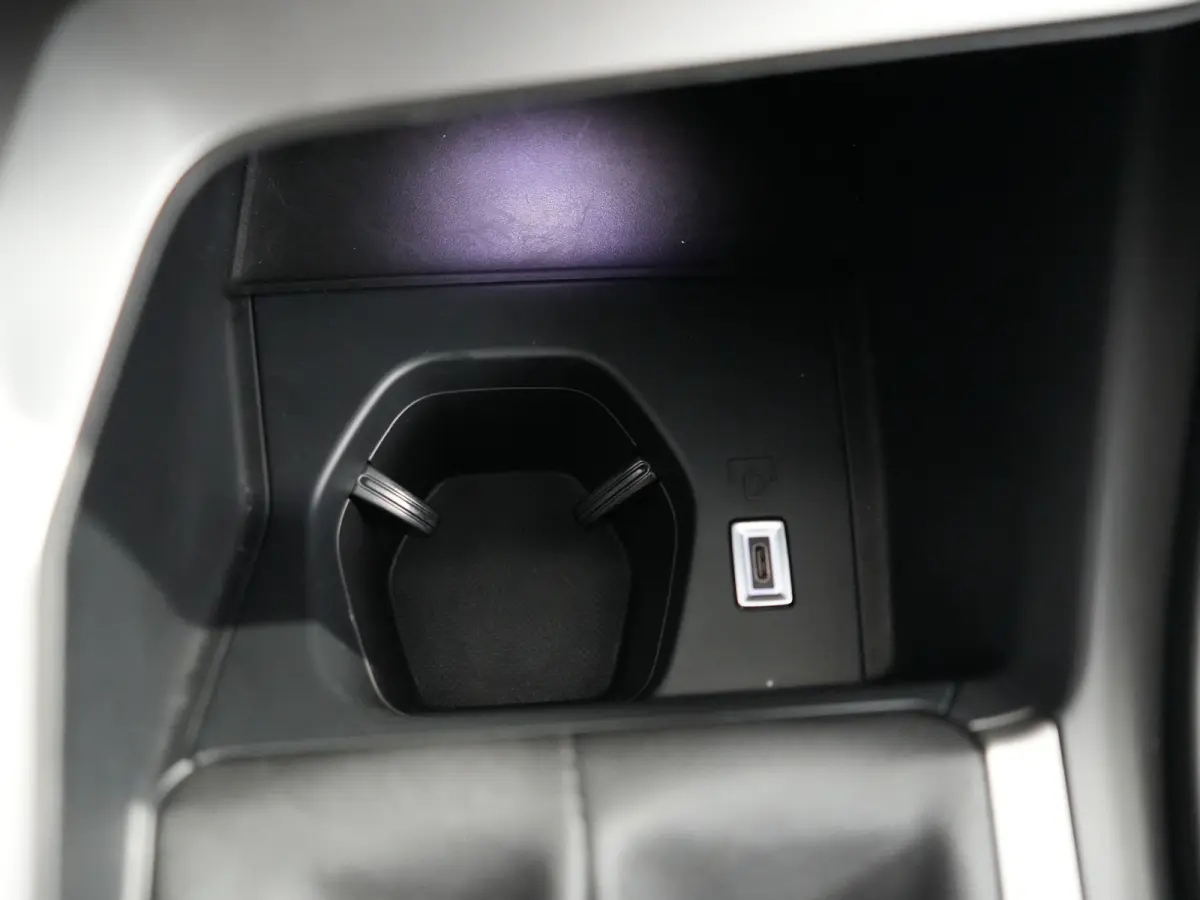 1.2 PureTech Allure | Achteruitrijcamera | Apple Carplay/Android Auto|telefoonintegratie premium | Cruise control adaptief