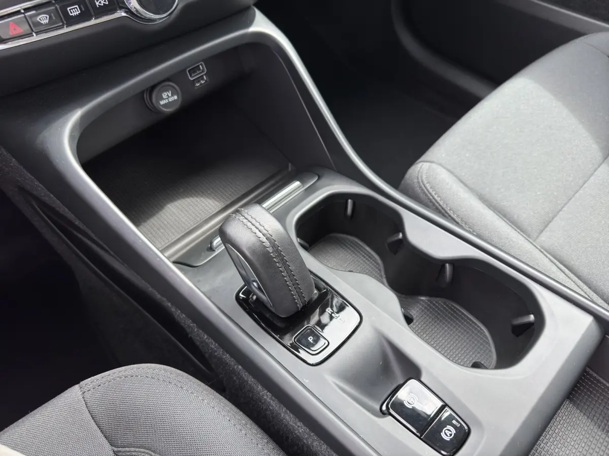 T4 Inscription Expression | Cruise control | Rijstrooksensor | Parkeersensoren voor en achter |