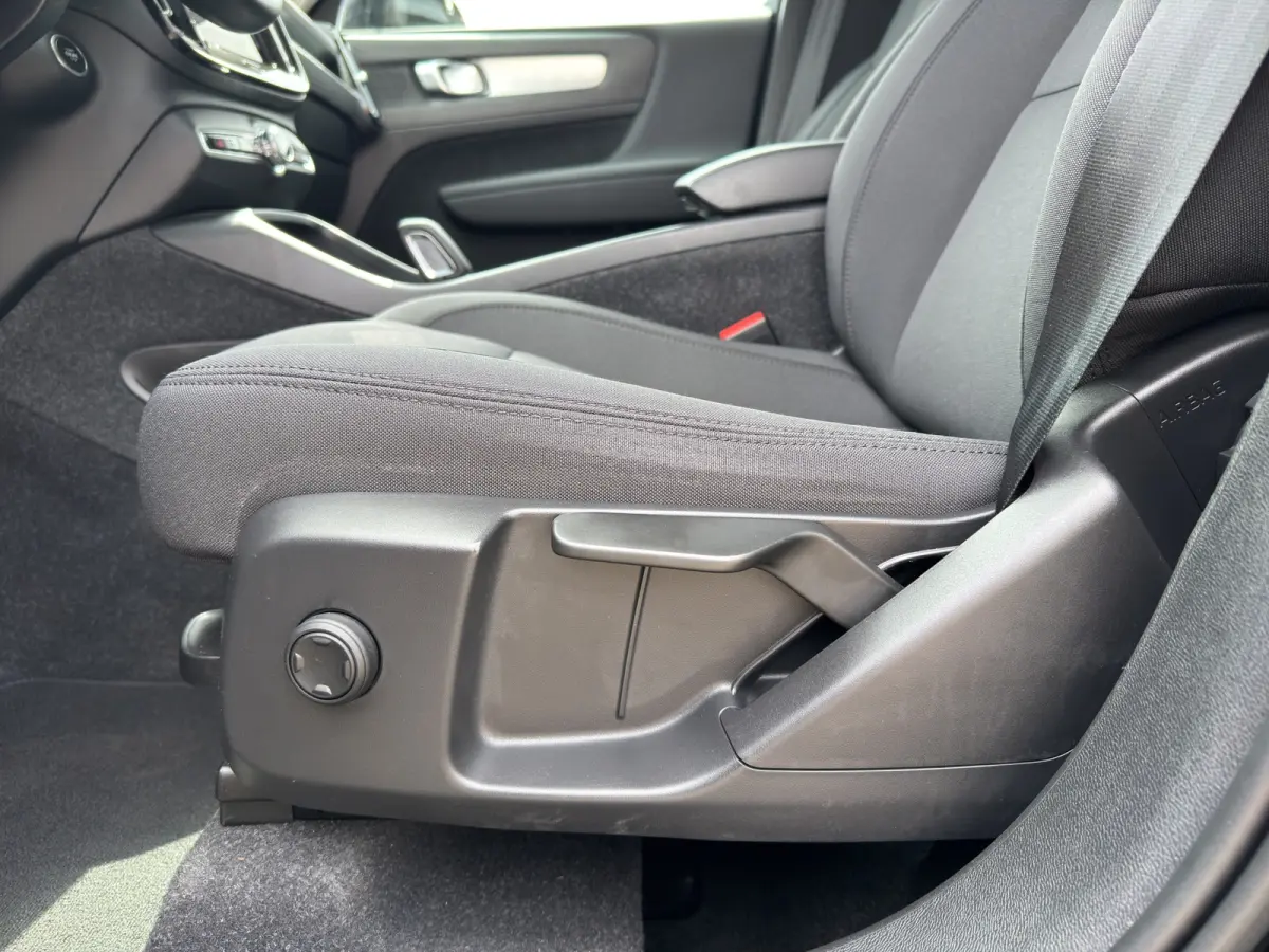 T4 Inscription Expression | Cruise control | Rijstrooksensor | Parkeersensoren voor en achter |