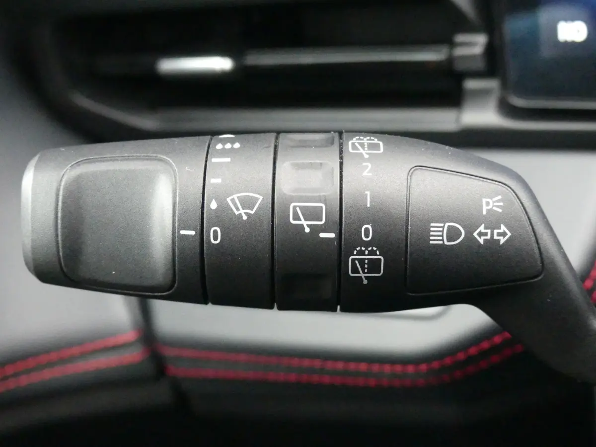 1.0 EcoBoost 125PK ST-Line X | PANORAMADAK | ADAPTIVE CRUISE | DODEHOEKDETECTIE | STOEL+STUUR+VOORRUITVERWARMING | ELEKTRISCHE ACHTERKLEP | CAMERA |