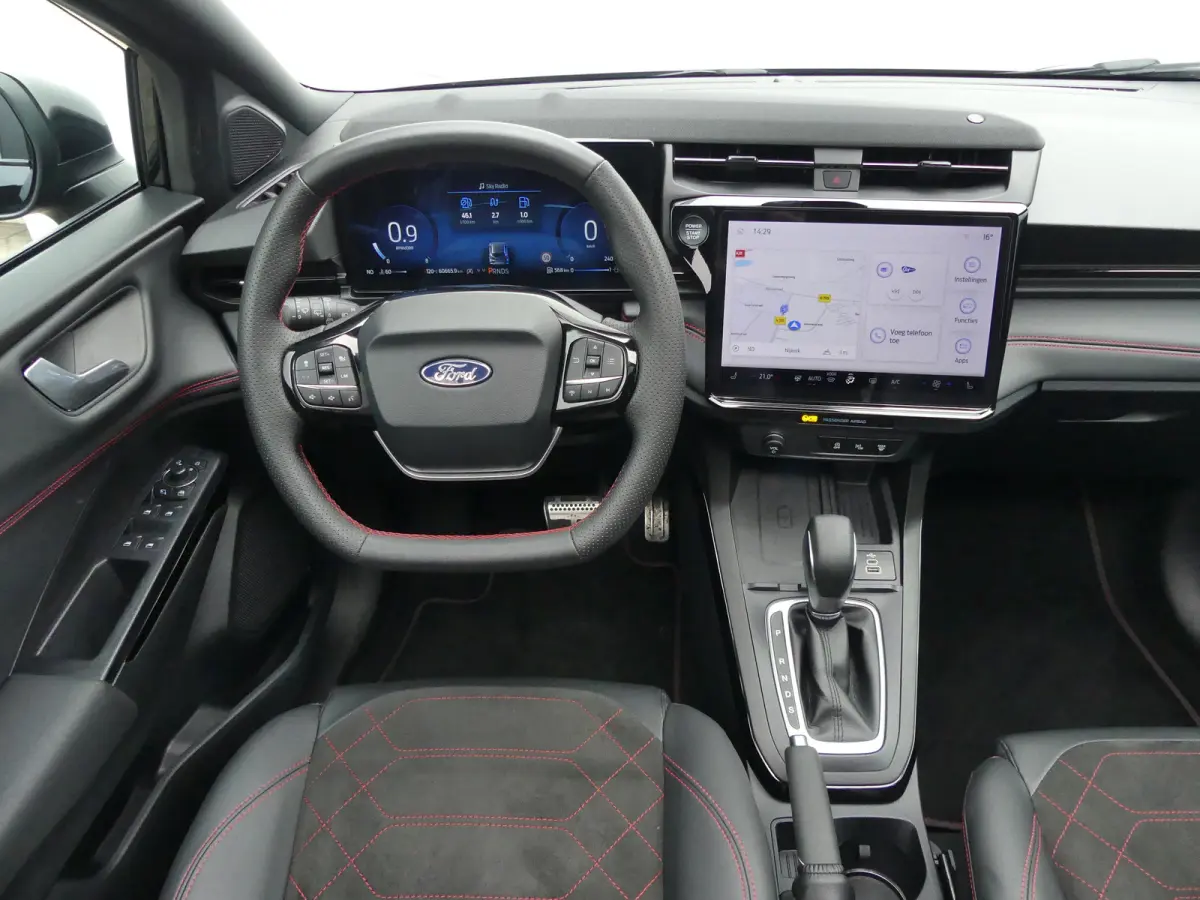 1.0 EcoBoost 125PK ST-Line X | PANORAMADAK | ADAPTIVE CRUISE | DODEHOEKDETECTIE | STOEL+STUUR+VOORRUITVERWARMING | ELEKTRISCHE ACHTERKLEP | CAMERA |