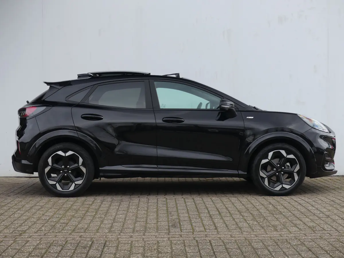 1.0 EcoBoost 125PK ST-Line X | PANORAMADAK | ADAPTIVE CRUISE | DODEHOEKDETECTIE | STOEL+STUUR+VOORRUITVERWARMING | ELEKTRISCHE ACHTERKLEP | CAMERA |