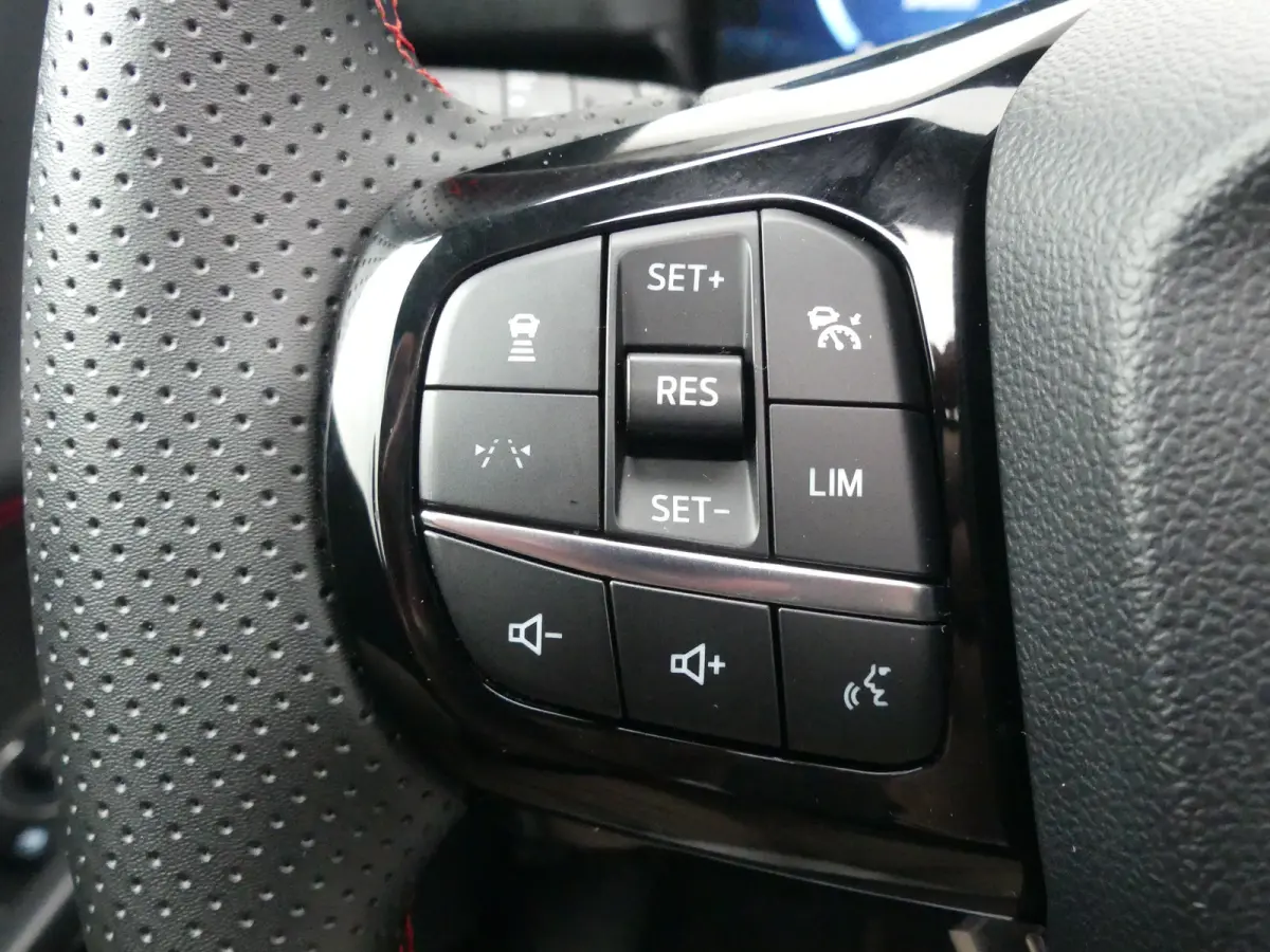 1.0 EcoBoost 125PK ST-Line X | PANORAMADAK | ADAPTIVE CRUISE | DODEHOEKDETECTIE | STOEL+STUUR+VOORRUITVERWARMING | ELEKTRISCHE ACHTERKLEP | CAMERA |