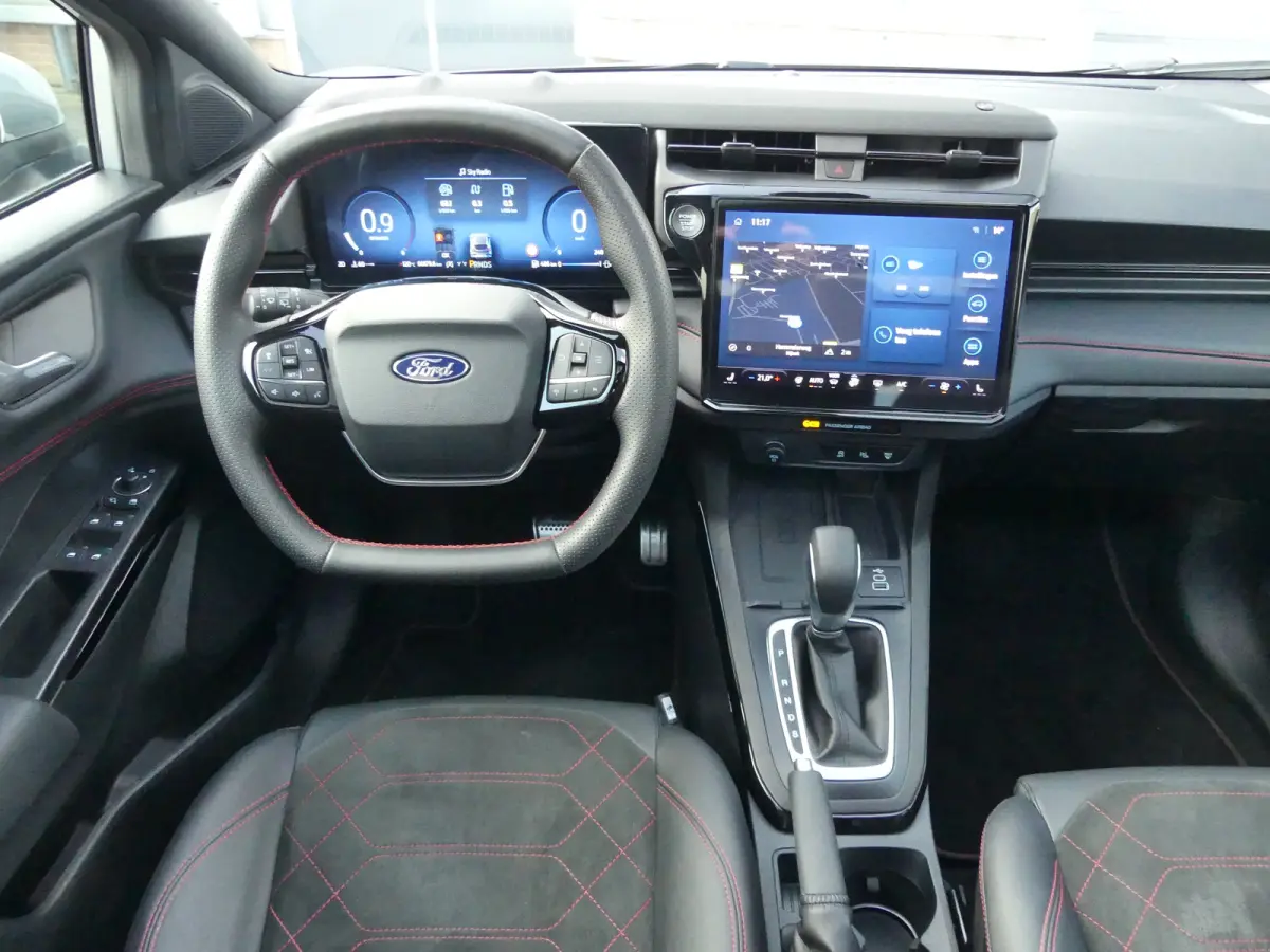 1.0 EcoBoost 125PK ST-Line X Automaat | ADAPTIVE CRUISE | DODEHOEKDETECTIE | PANORAMADAK | CAMERA | B&O AUDIO | STOEL+STUUR+VOORRUITVERWARMING |