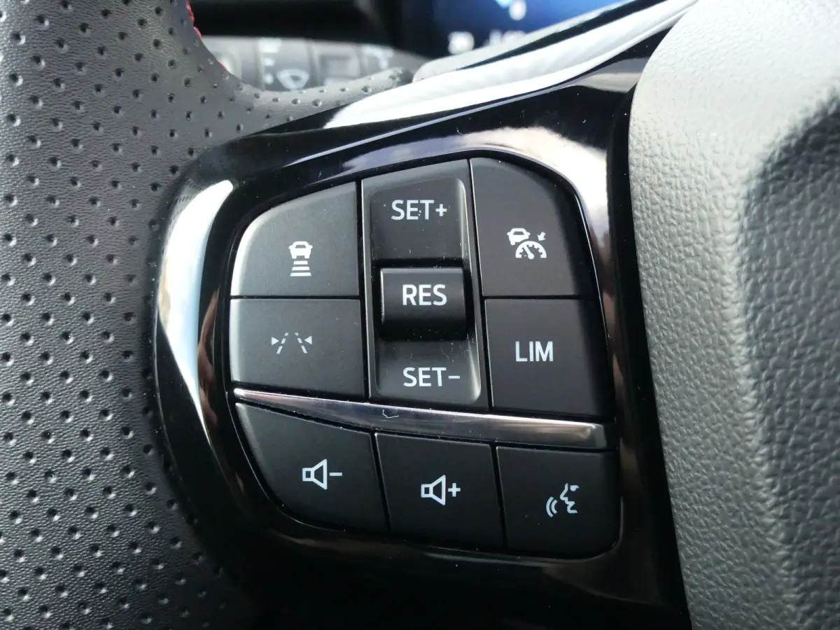 1.0 EcoBoost 125PK ST-Line X Automaat | ADAPTIVE CRUISE | DODEHOEKDETECTIE | PANORAMADAK | CAMERA | B&O AUDIO | STOEL+STUUR+VOORRUITVERWARMING |