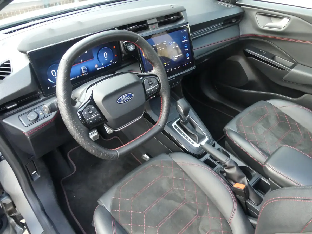 1.0 EcoBoost 125PK ST-Line X Automaat | ADAPTIVE CRUISE | DODEHOEKDETECTIE | PANORAMADAK | CAMERA | B&O AUDIO | STOEL+STUUR+VOORRUITVERWARMING |