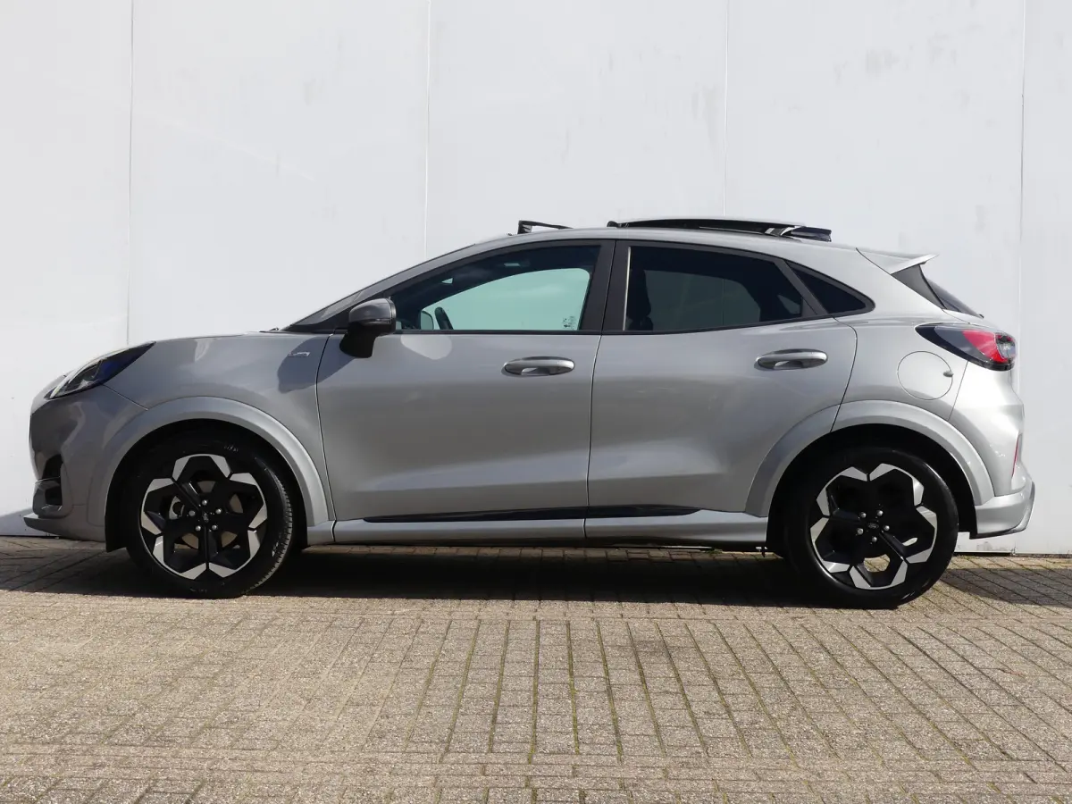 1.0 EcoBoost 125PK ST-Line X Automaat | ADAPTIVE CRUISE | DODEHOEKDETECTIE | PANORAMADAK | CAMERA | B&O AUDIO | STOEL+STUUR+VOORRUITVERWARMING |
