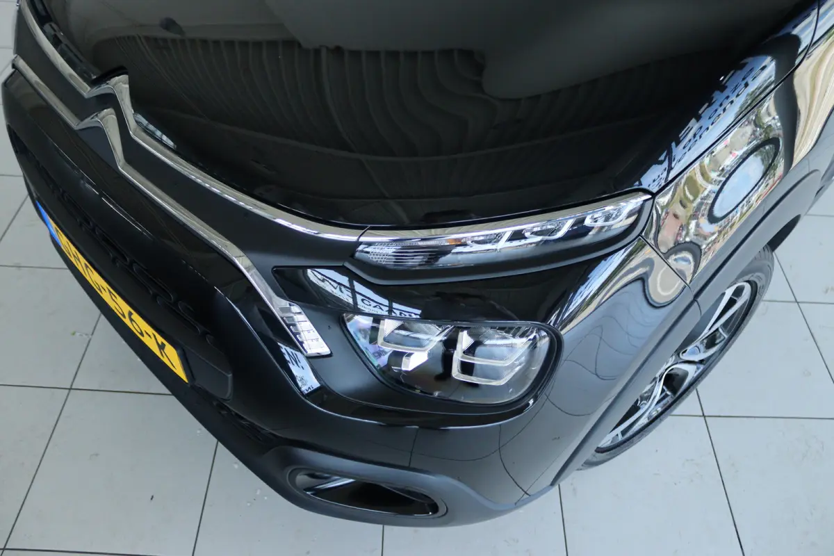 1.2 83PK Max | Cruise Control | Stoelverwarming | Camera | Keyless | LED | Navi | Carplay | Comfortstoelen | 17 Inch |