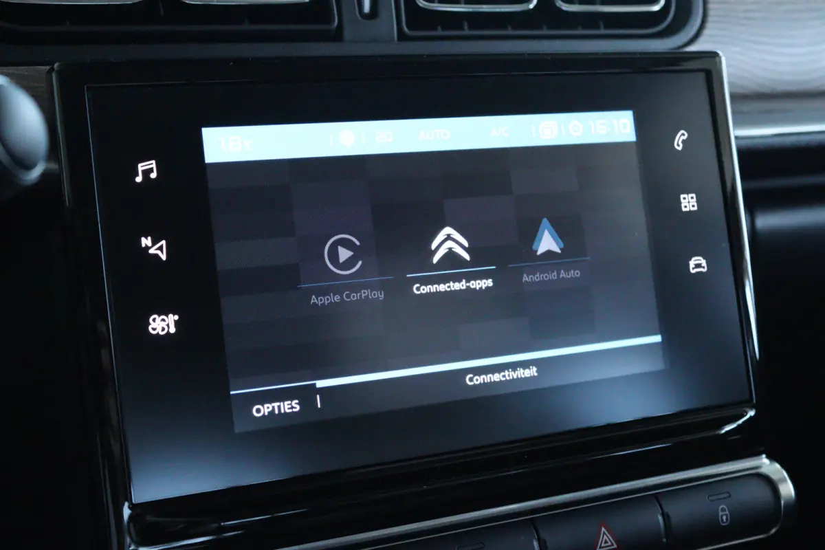 1.2 83PK Max | Cruise Control | Stoelverwarming | Camera | Keyless | LED | Navi | Carplay | Comfortstoelen | 17 Inch |