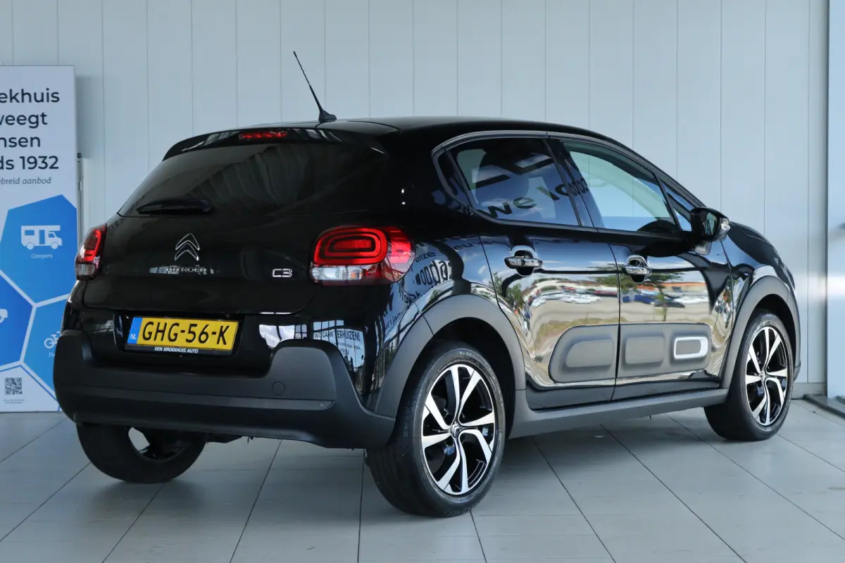 1.2 83PK Max | Cruise Control | Stoelverwarming | Camera | Keyless | LED | Navi | Carplay | Comfortstoelen | 17 Inch |