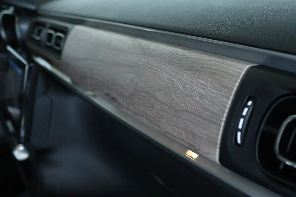 1.2 83PK Max | Cruise Control | Stoelverwarming | Camera | Keyless | LED | Navi | Carplay | Comfortstoelen | 17 Inch |