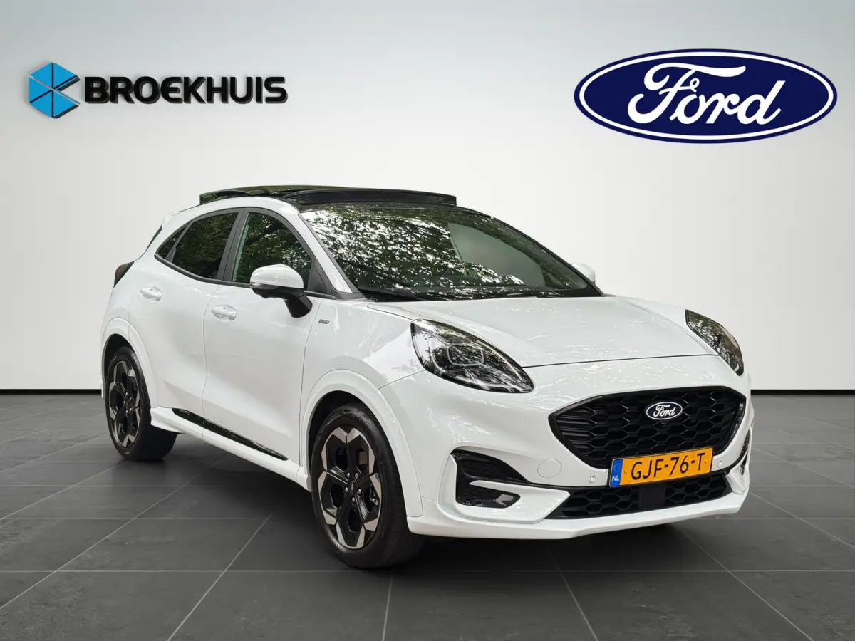 1.0 EcoBoost ST-Line X Automaat 125pk | Driver Assistance & Winter Pack | Pano dak |