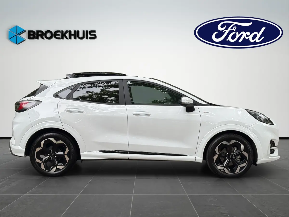 1.0 EcoBoost ST-Line X Automaat 125pk | Driver Assistance & Winter Pack | Pano dak |