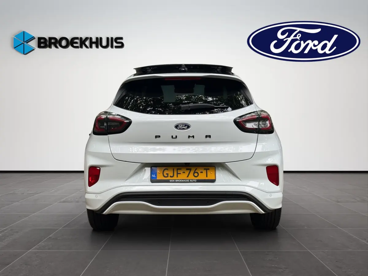 1.0 EcoBoost ST-Line X Automaat 125pk | Driver Assistance & Winter Pack | Pano dak |