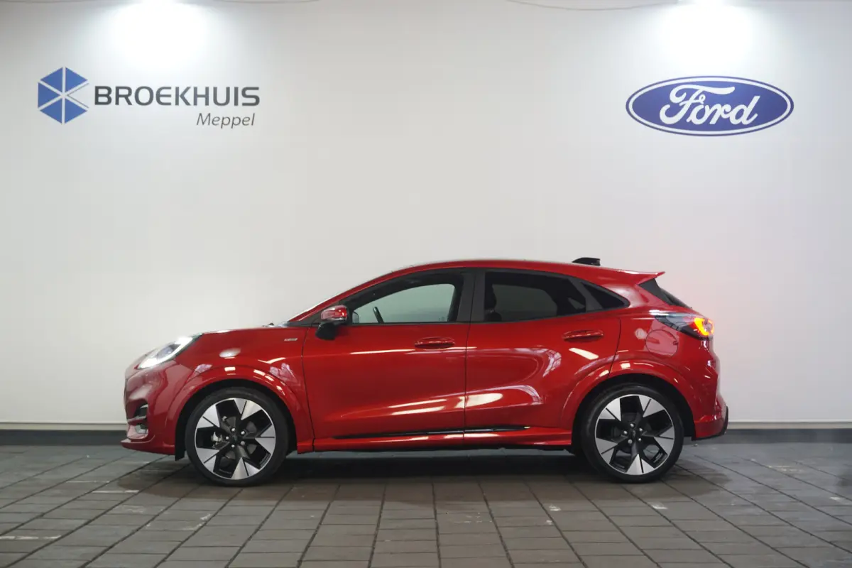 1.0 EcoBoost ST-Line X | Panoramadak | Driver Assistance Pack | Winter Pack | Matrix LED |
