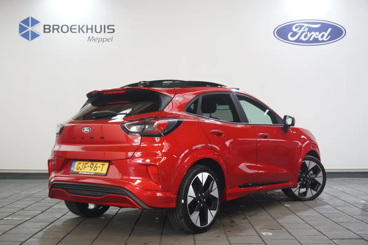 1.0 EcoBoost ST-Line X | Panoramadak | Driver Assistance Pack | Winter Pack | Matrix LED |
