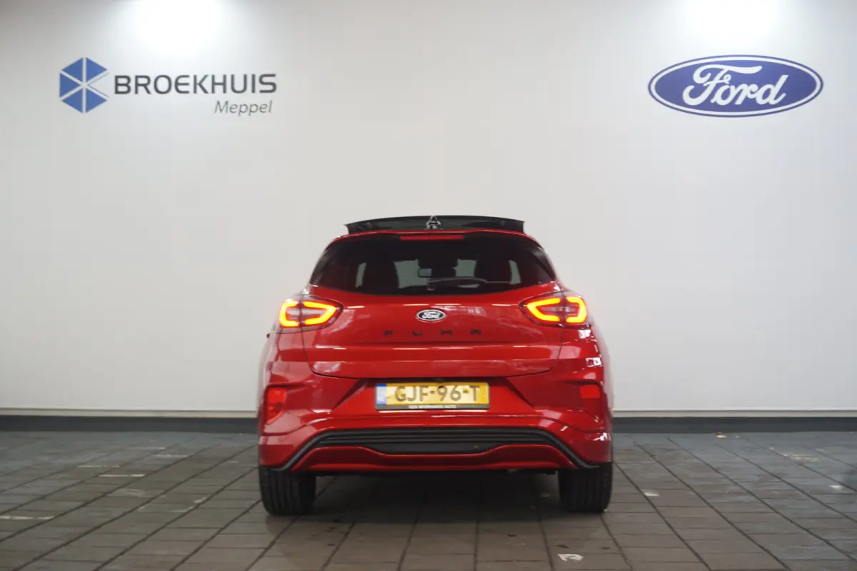 1.0 EcoBoost ST-Line X | Panoramadak | Driver Assistance Pack | Winter Pack | Matrix LED |