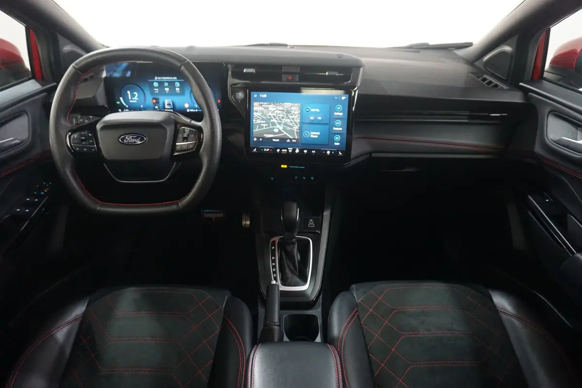 1.0 EcoBoost ST-Line X | Panoramadak | Driver Assistance Pack | Winter Pack | Matrix LED |