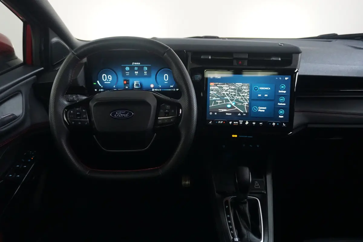 1.0 EcoBoost ST-Line X | Panoramadak | Driver Assistance Pack | Winter Pack | Matrix LED |