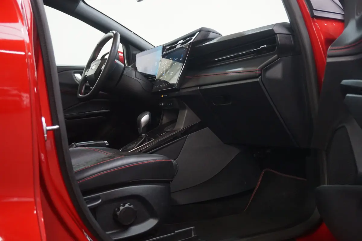 1.0 EcoBoost ST-Line X | Panoramadak | Driver Assistance Pack | Winter Pack | Matrix LED |