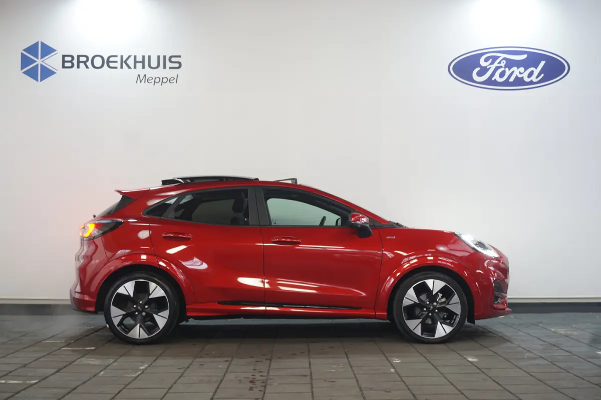 1.0 EcoBoost ST-Line X | Panoramadak | Driver Assistance Pack | Winter Pack | Matrix LED |