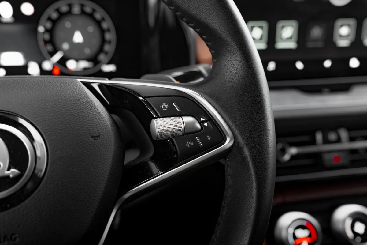 1.5 TSI 204 PK PHEV Business Edition Achteruitrijcamera | Adaptive cruise control | Keyless entry | Dodehoekdetectie | Carplay
