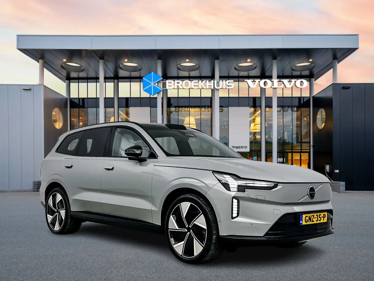 Twin Motor Performance Ultra 111kWh | NEW Core Computer | 22" | Luchtvering | Pilot Assist Pack | Trekhaak | Climate Pack | Getint glas | Massage stoelen | Head-up | Bose Audio | Matrix LED 