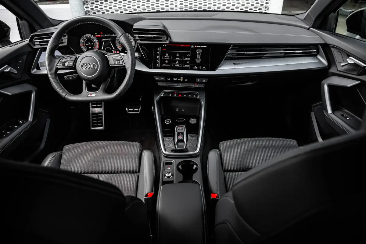 30 TFSI S edition | Apple Carplay/Android Auto|telefoonintegratie premium | Extra getint glas | LED achterlichten