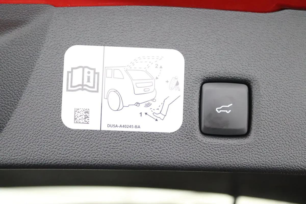2.5 PHEV ST-Line X | Trekhaak | Winterpack | Adaptive LED | BLIS | Adaptive Cruise | Head-Up | B&O |