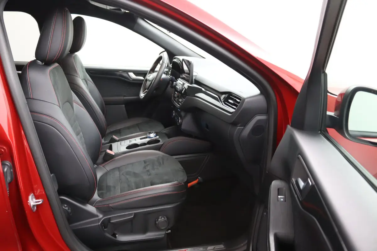 2.5 PHEV ST-Line X | Trekhaak | Winterpack | Adaptive LED | BLIS | Adaptive Cruise | Head-Up | B&O |