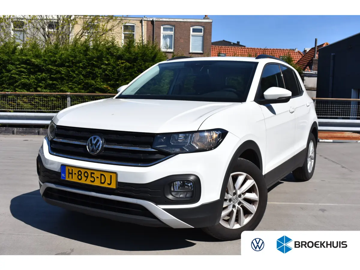 1.0 TSI 95PK Life | ADAPT. CRUISE | AIRCO | LED | BLUETOOTH