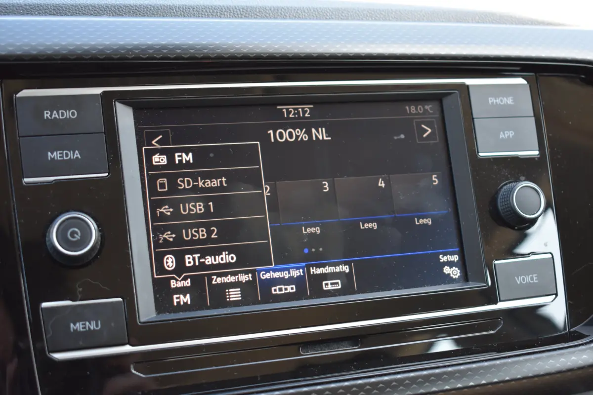 1.0 TSI 95PK Life | ADAPT. CRUISE | AIRCO | LED | BLUETOOTH