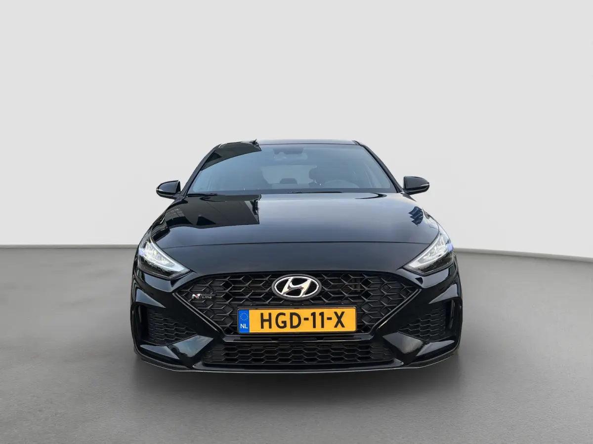 1.5 T-GDi 160pk MHEV N-Line Camera | Dodehoek detectie | Bestuurdersstoel met geheugen | Draadloos laden | LED lampen | Keyless entry | Navigatie | Stoelverwarming | Parkeersensoren voor en 