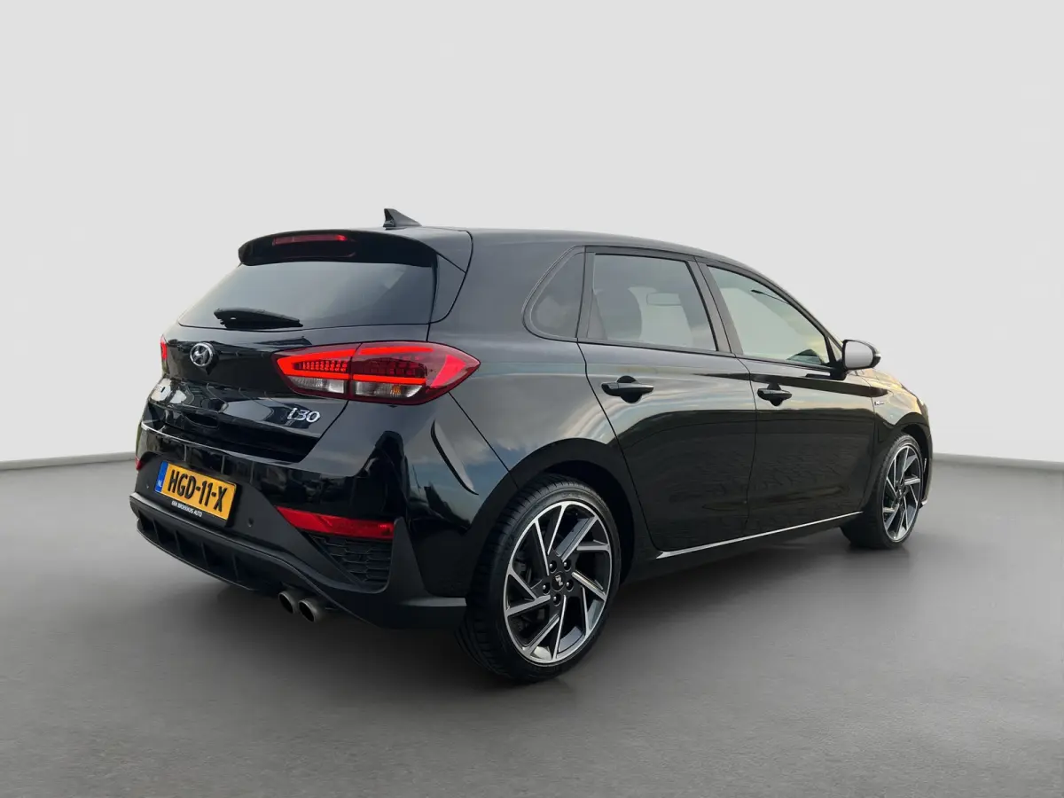 1.5 T-GDi 160pk MHEV N-Line Camera | Dodehoek detectie | Bestuurdersstoel met geheugen | Draadloos laden | LED lampen | Keyless entry | Navigatie | Stoelverwarming | Parkeersensoren voor en 