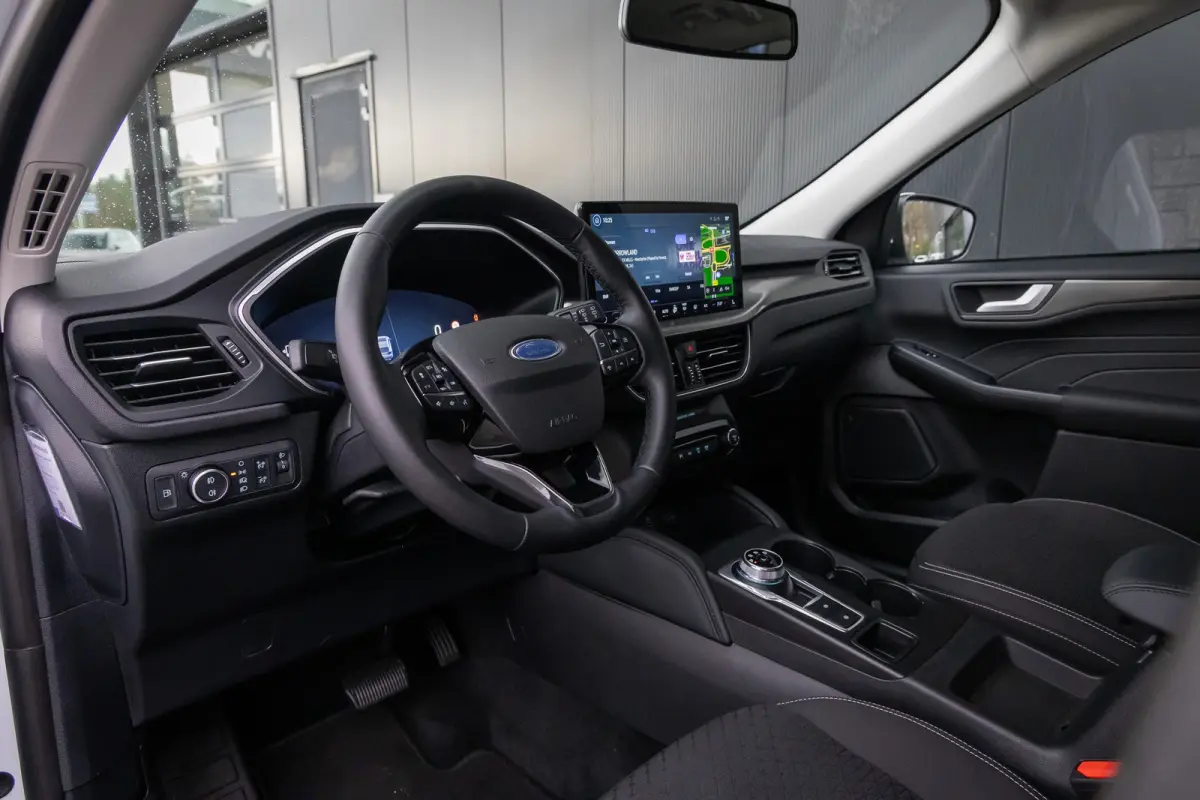 2.5 PHEV Titanium | Electrische trekhaak | 2100kg trekgewicht | Winter-pack | 360 camera | Adaptieve cruise | Dodehoek detectie | Led-verlichting | Keyless | Privacy-glass