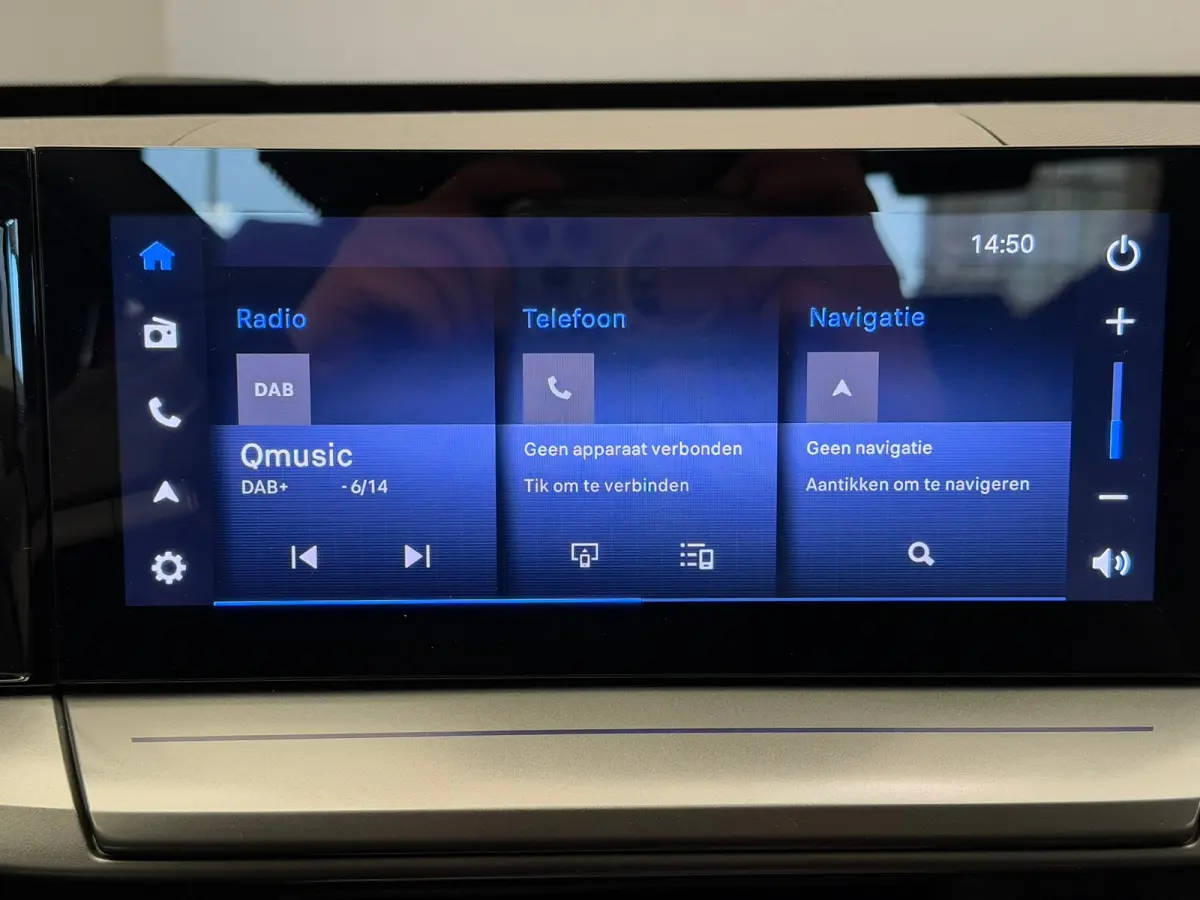 Edition 44 kWh Stuur & Stoelverwarming | Airco | Cruise | Digitaal Dashboard | 16" Lichtmetaal | Carplay | DAB | Parkeersensoren Achter | Airco | Cruise control | Hill hold functie