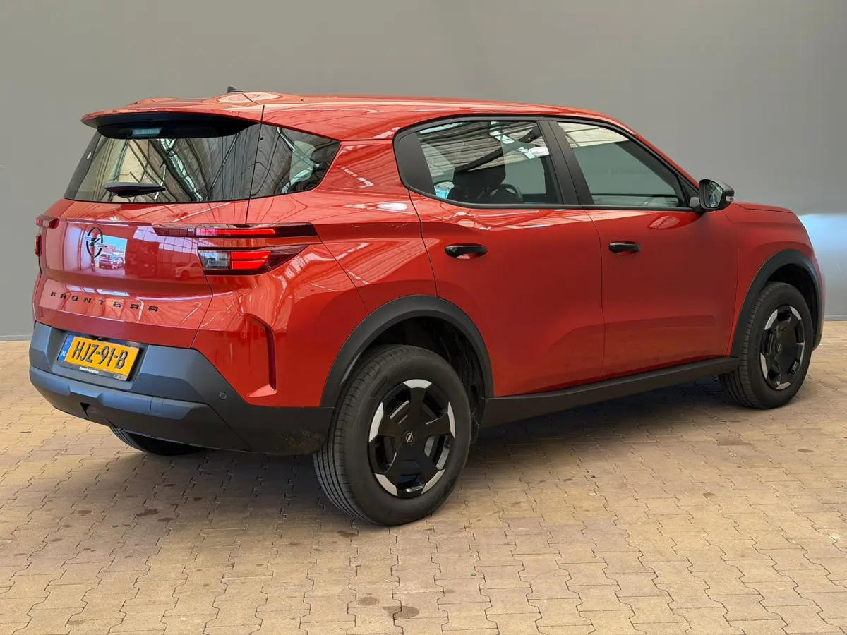 Edition 44 kWh Stuur & Stoelverwarming | Airco | Cruise | Digitaal Dashboard | 16" Lichtmetaal | Carplay | DAB | Parkeersensoren Achter | Airco | Cruise control | Hill hold functie