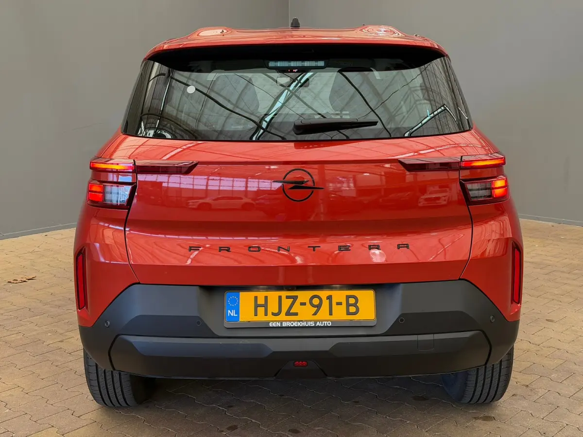 Edition 44 kWh Stuur & Stoelverwarming | Airco | Cruise | Digitaal Dashboard | 16" Lichtmetaal | Carplay | DAB | Parkeersensoren Achter | Airco | Cruise control | Hill hold functie