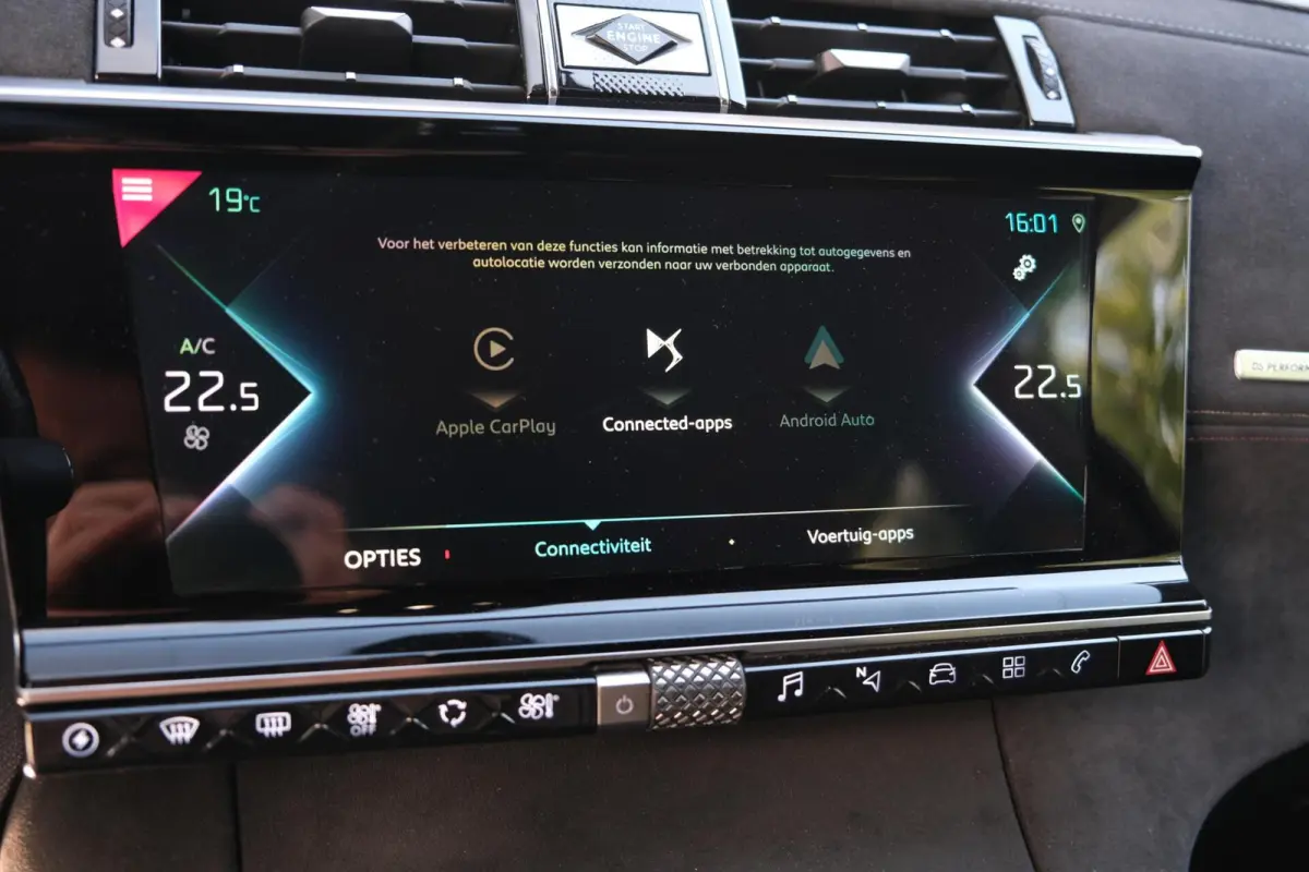 E-Tense 4x4 Performance Line|Rijklaar!|AppleCarplay|Clima|Cruise|Alcantara|Navi