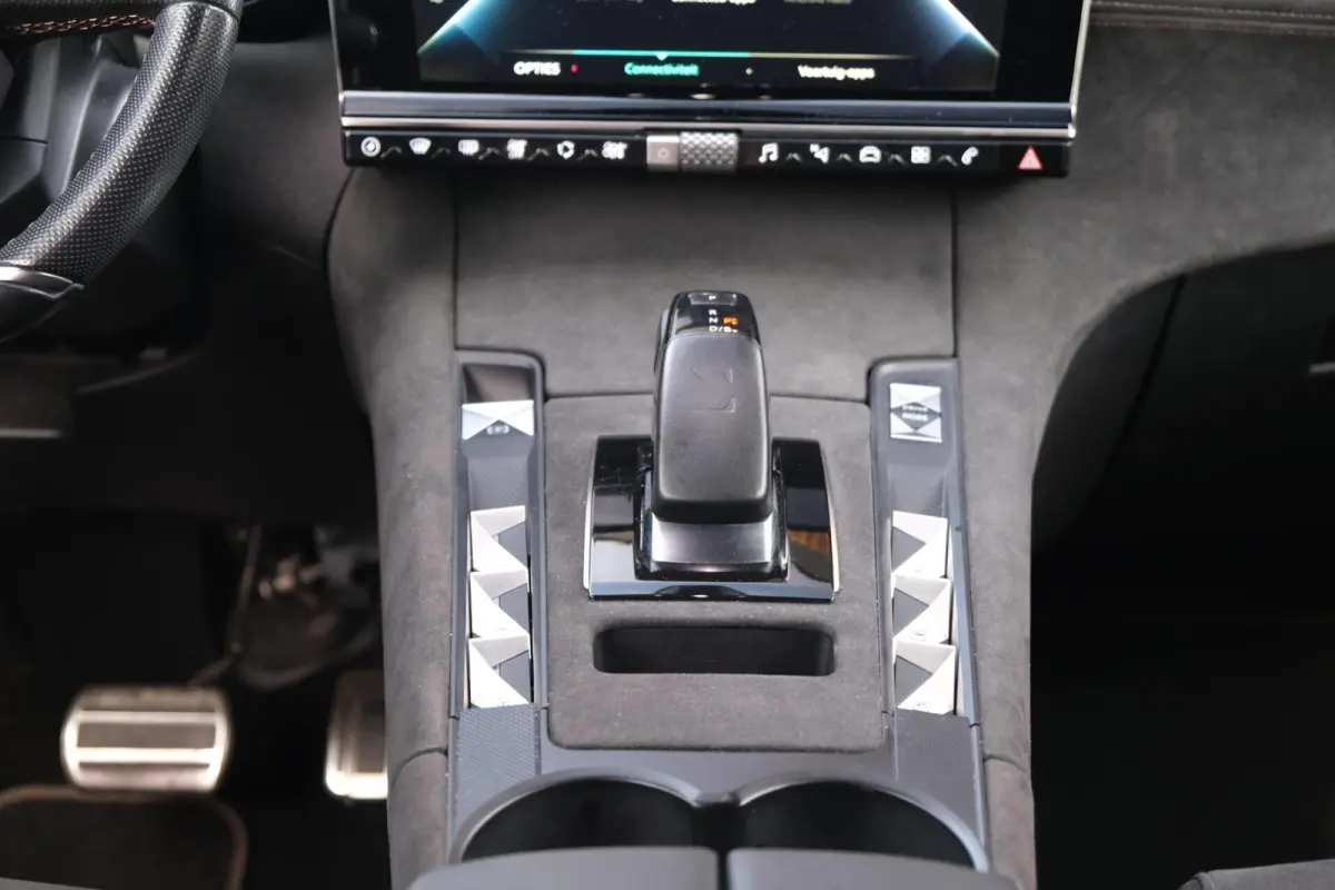 E-Tense 4x4 Performance Line|Rijklaar!|AppleCarplay|Clima|Cruise|Alcantara|Navi