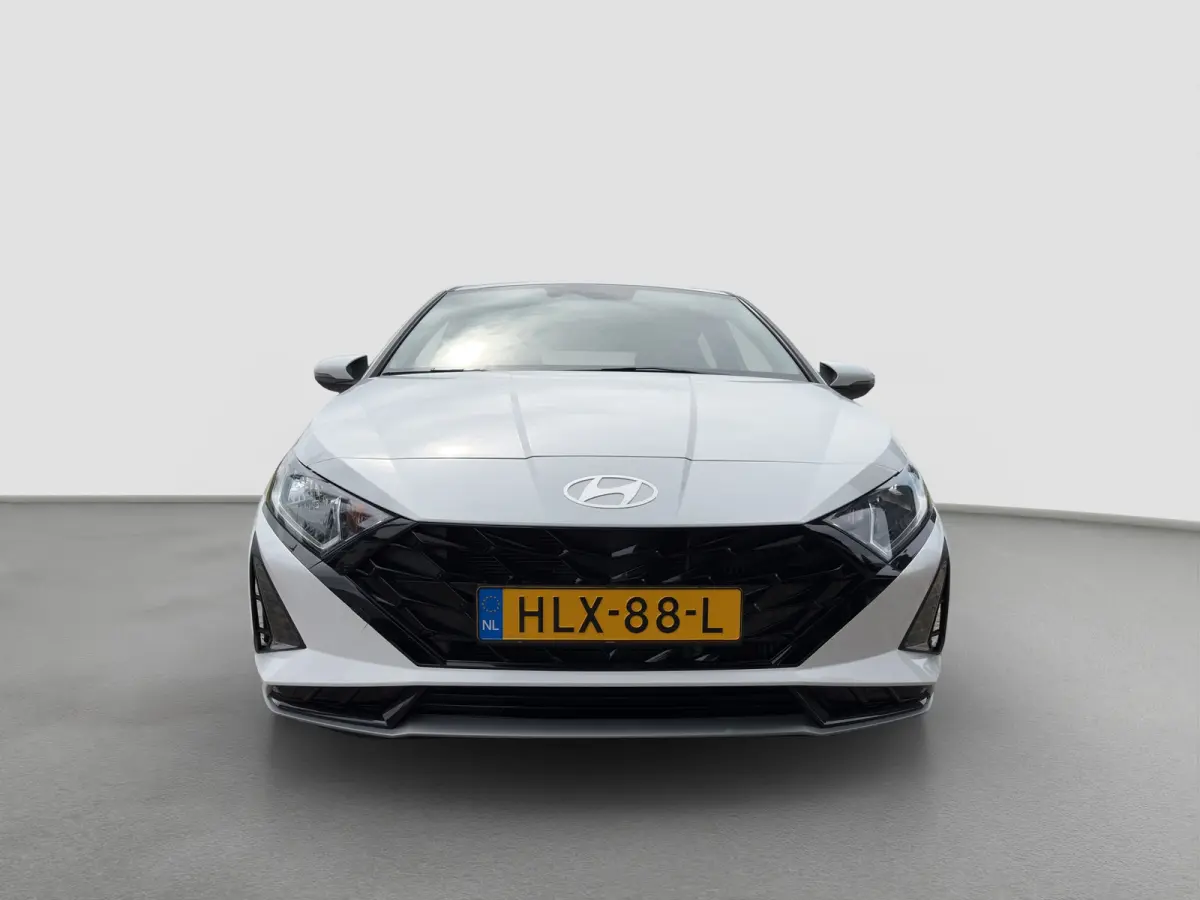 1.0 T-GDI 100pk Comfort | Airco | Camera | Carplay | Cruise control | Dodehoek detectie | Navigatie | Parkeersensoren | Digitaal cockpit | Lichtmetalen velgen