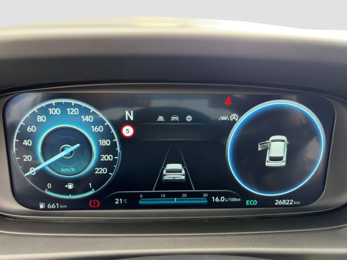 1.0 T-GDI 100pk Comfort | Airco | Camera | Carplay | Cruise control | Dodehoek detectie | Navigatie | Parkeersensoren | Digitaal cockpit | Lichtmetalen velgen